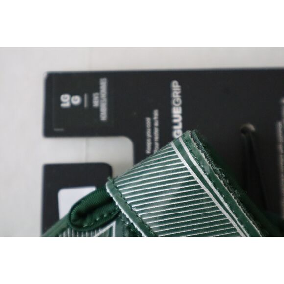 Under Armour 1368851 301 UA F8 Mens Size LARGE Green Football Skill Gloves - Picture 2 of 10